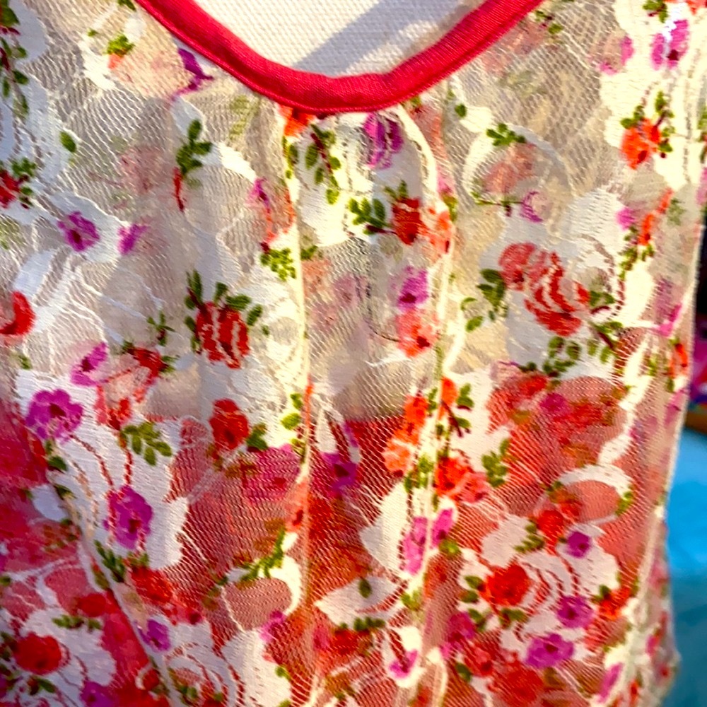 B. Jewel romantic floral lace top